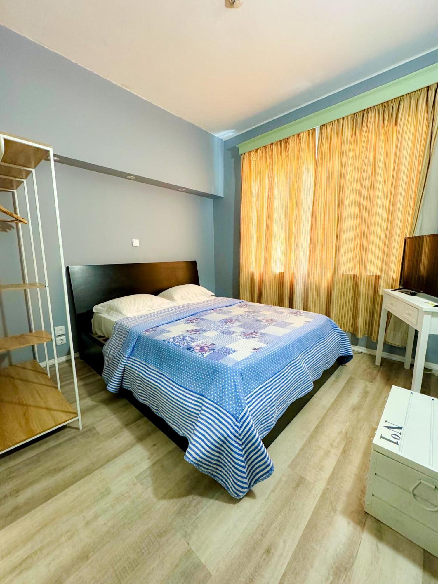 Hostal Monaco
